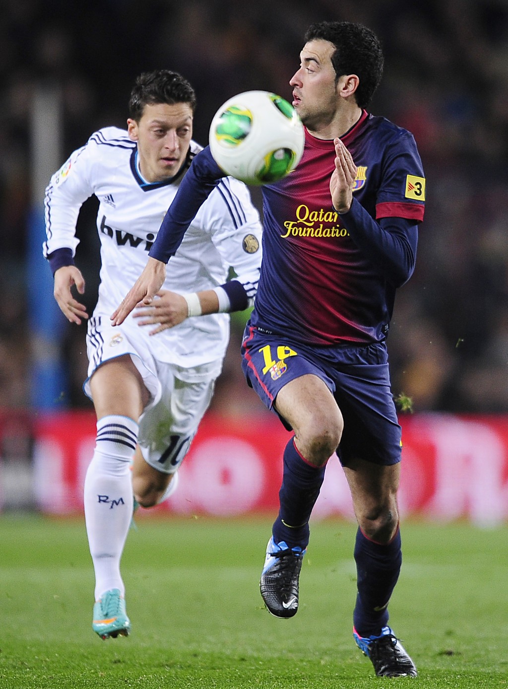 奥斯尔(左)在皇家马德里闯上球员生涯的高峰。网上图片
