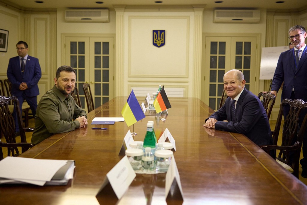 烏克蘭總統澤連斯基感謝德國總理朔爾茨提供武器。路透社