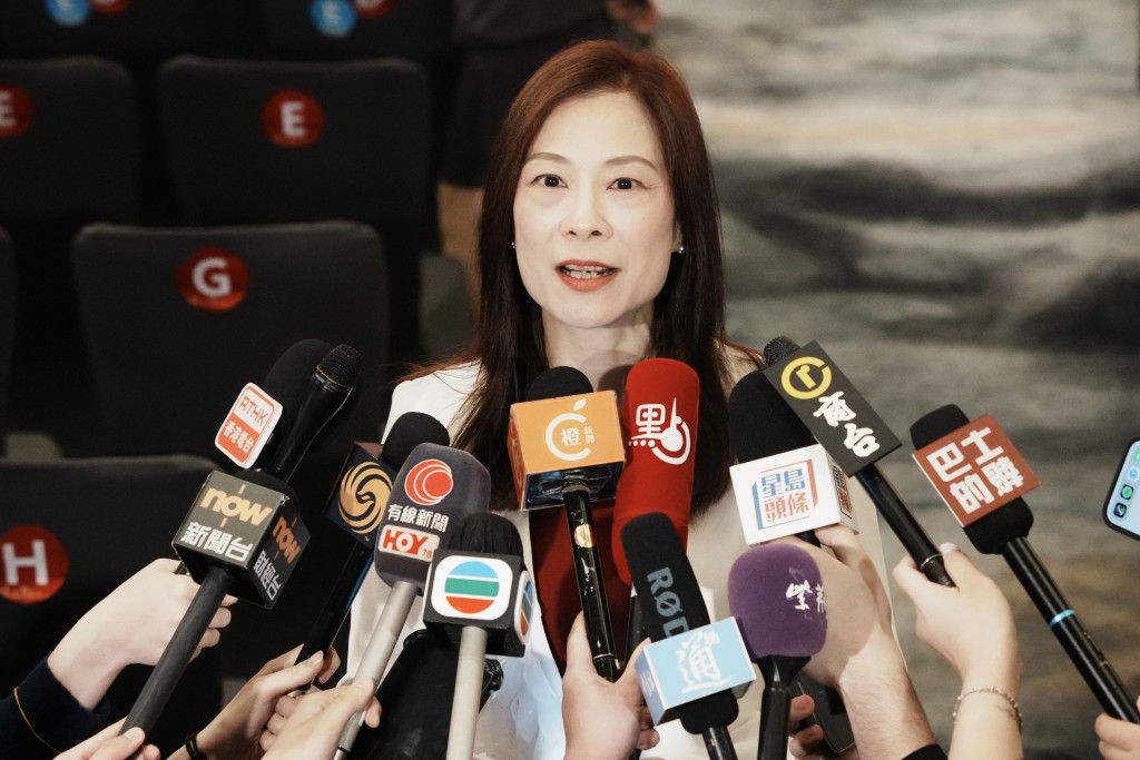 立法會議員陳曼琪表示,香港面臨的國家安全形勢依然複雜嚴峻,依然存在亂源,不可掉以輕心。 立法會議員陳曼琪表示,香港面臨的國家安全形勢依然複雜嚴峻,依然存在亂源,不可掉以輕心。