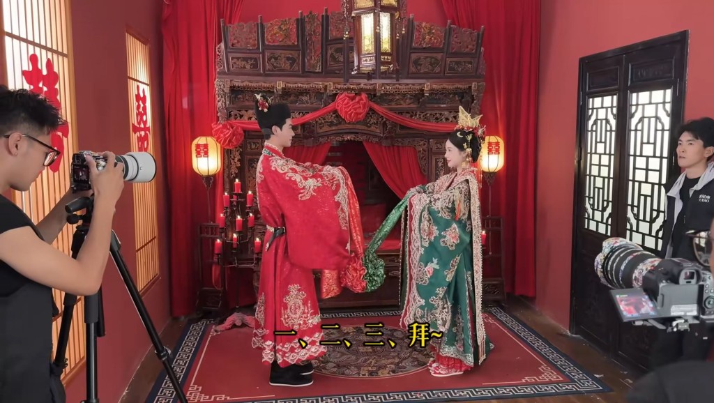 中式仿古婚禮微電影興起，成就新人最美回憶。抖音＠胖達胖達