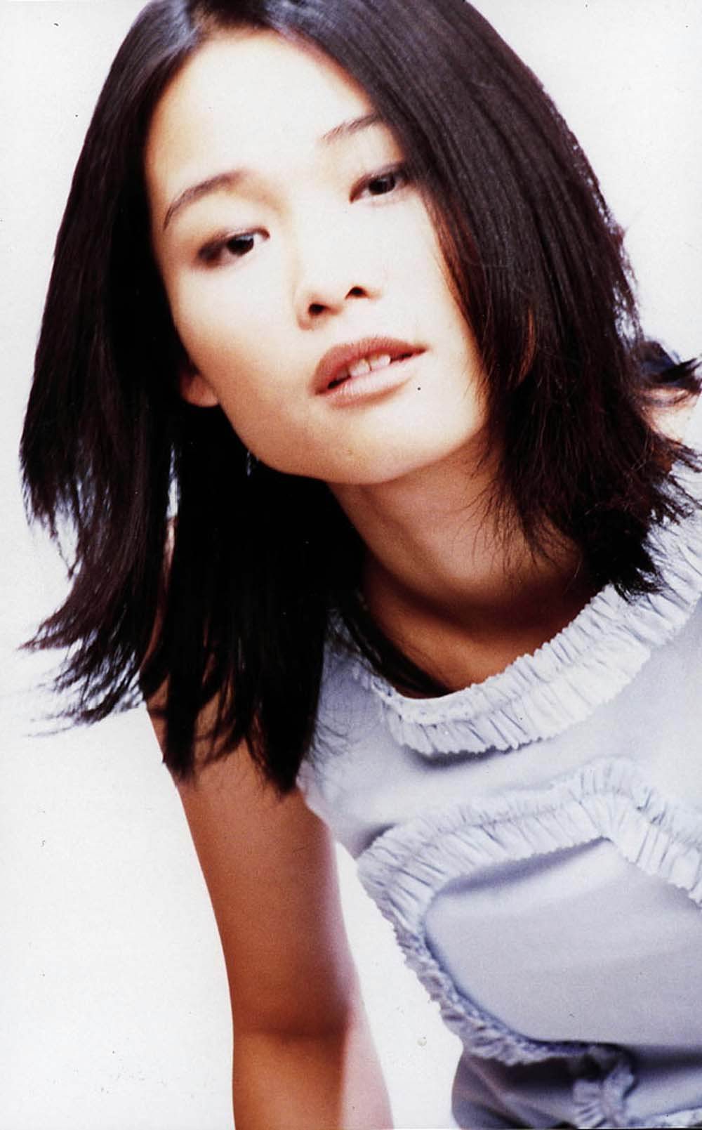 90年代当红新加坡女歌手许美静，曾成为跟张惠妹、王菲齐名的歌后。