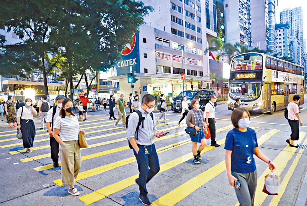 本港疫情繼續反彈,昨日新增個案再度超過六千宗。