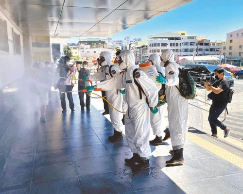 台灣疫情持續爆發。網上圖片
