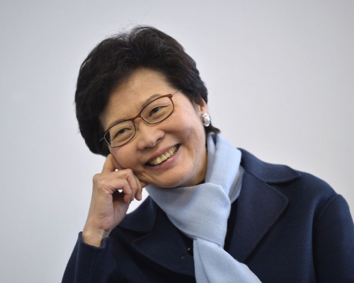 林鄭月娥今日接受劉慧卿訪問時直言，「我一出場就係咁」，形容「嬲嬲」是排山倒海。何量鈞攝