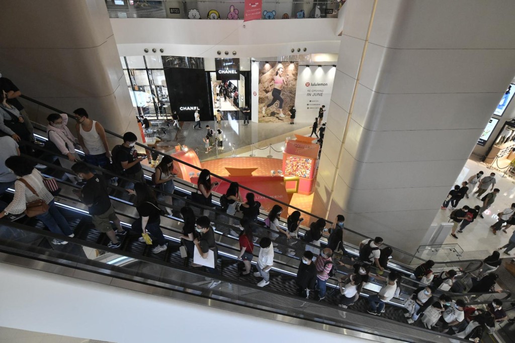 商場食店人流回升