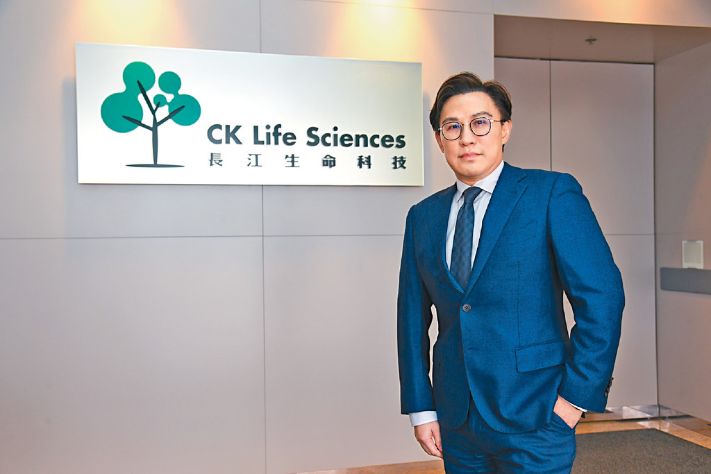 ■長江生命科技集團有限公司副總裁及科學總監杜健明醫生表示，人體器官會隨着年齡增長逐步退化，要活得健康長壽，大家最好在器官衰老前計劃好健康管理。