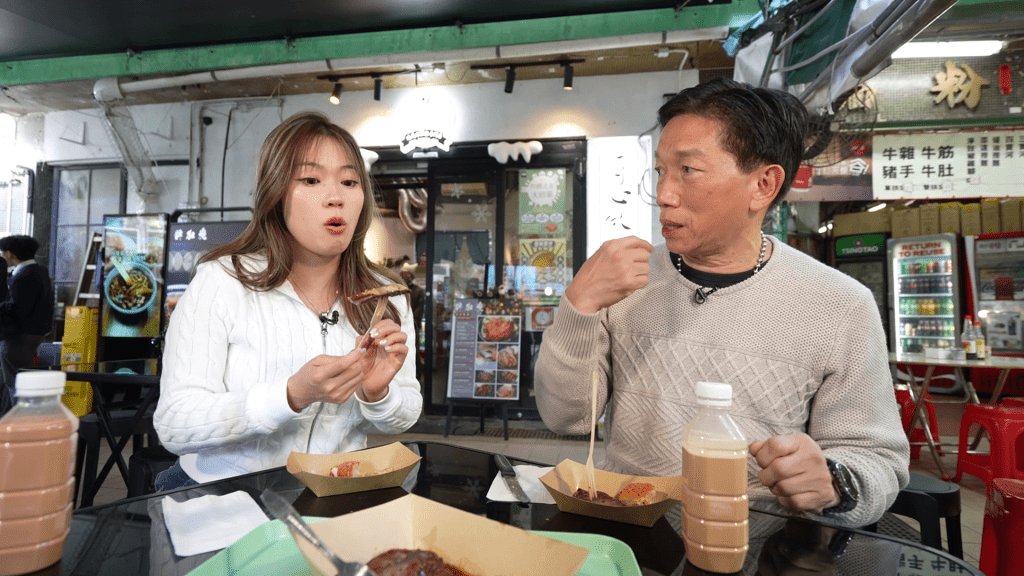 黑椒香煎厚切牛舌。