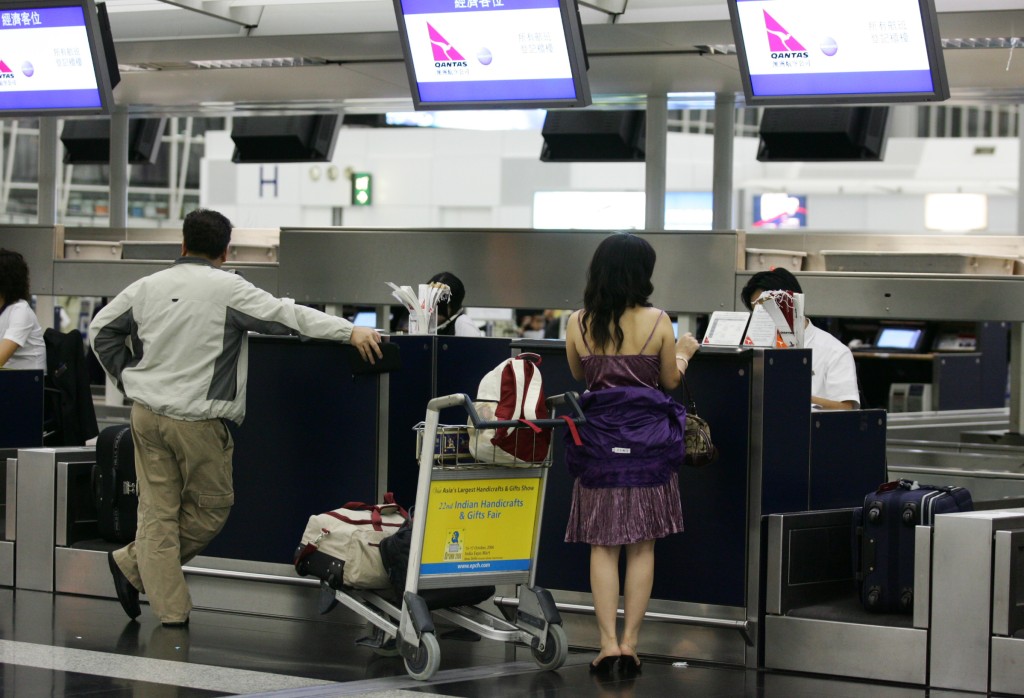 航机有限制乘客携带行李的重量。资料图片