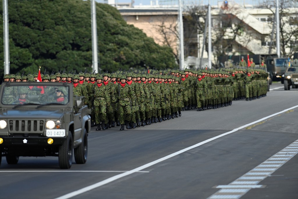 日本自衛隊參加閱兵。　路透社