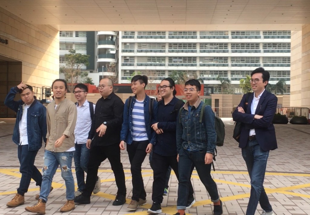 9名被告。劉曉曦攝