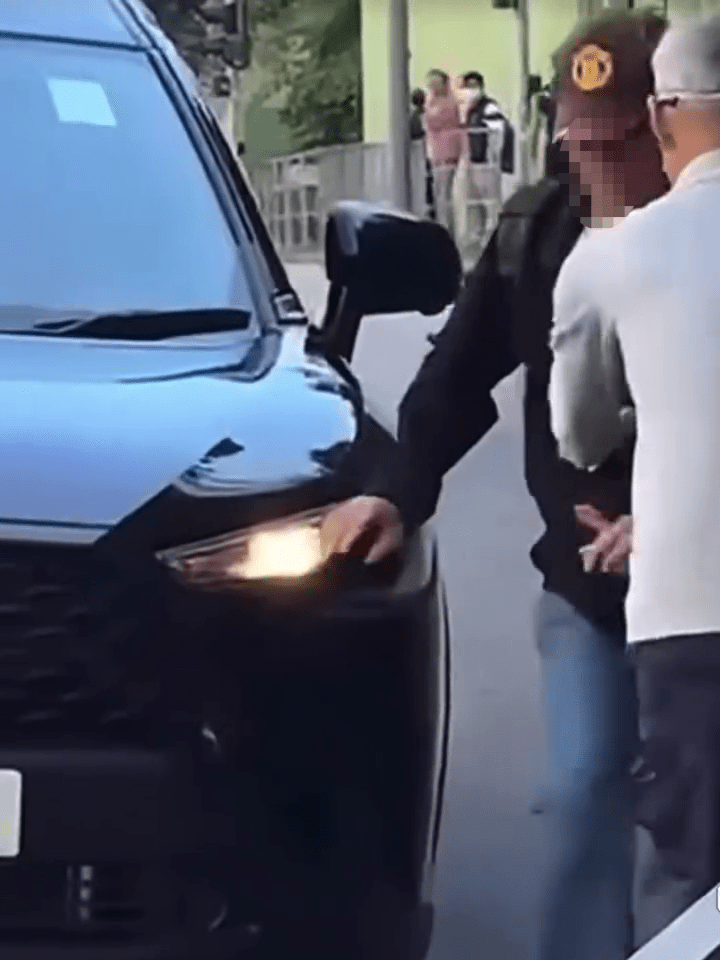 一部私家車駛近，惟此時片段戛然而止，未拍攝到後續。