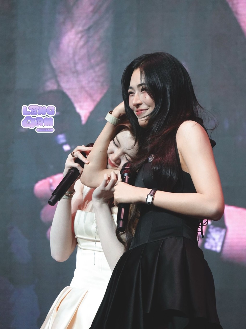 LingOrm昨日在亞博舉行一連兩場粉絲見面會。