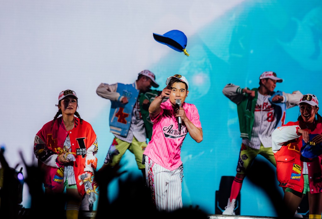 郭富城唱得又跳得，今年還舉行世界巡迴演唱會。