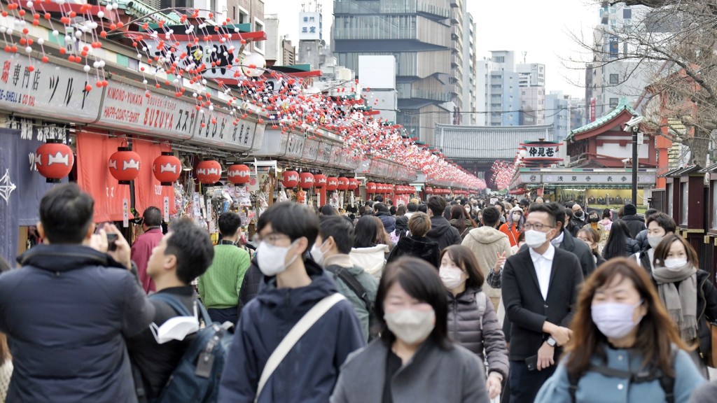 淺草寺仲見世大街重現購物人潮。