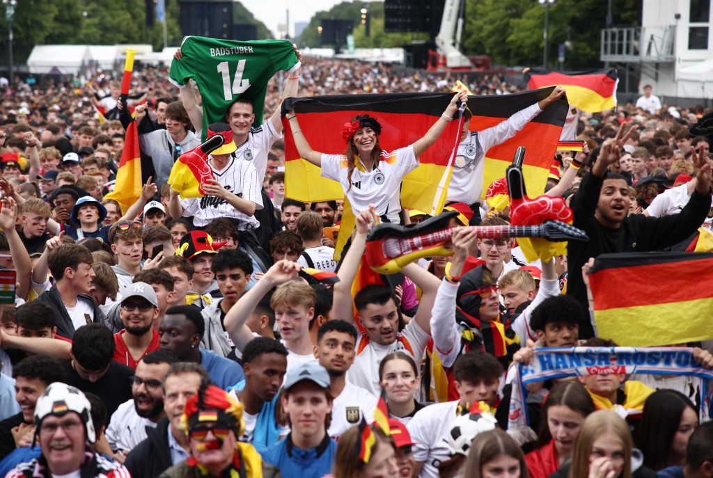 德國國民沉醉於勝利中。Reuters