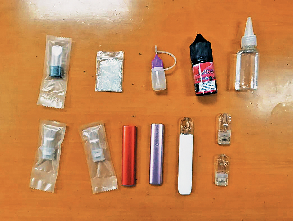 依托咪酯外觀與電子煙油相似，實為毒品煙油。