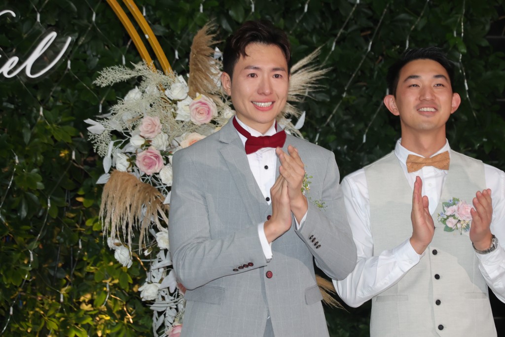 《愛．回家之開心速遞》的「英進」招浩明昨日舉行婚禮。