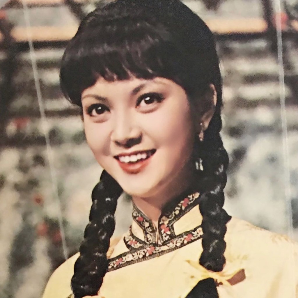 當年20歲的謝玲玲，拍攝1976年電視連續《大姐》的劇照。