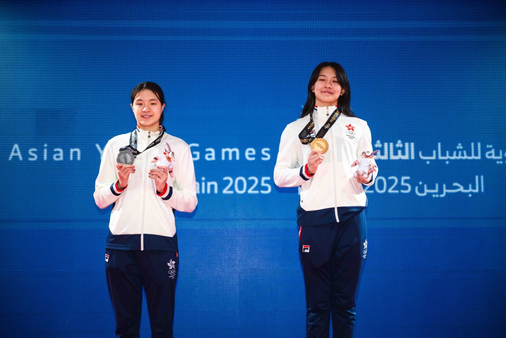 女子100米自由泳,李芯瑤奪金、馬紫玲摘銀。港協暨奧委會圖片 女子100米自由泳,李芯瑤奪金、馬紫玲摘銀。港協暨奧委會圖片