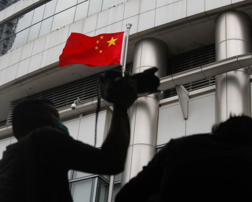 香港研究協會調查指66%受訪者支持中央立法。AP圖片