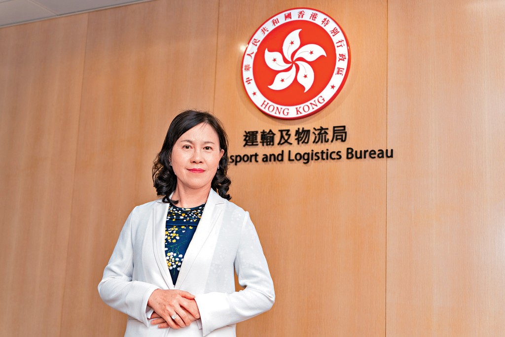 對機場近日上調離境稅,陳美寶指已豁免部分過境客,強調目標是做大個餅,調稅增政府收入之餘,豁免亦可吸多些客。