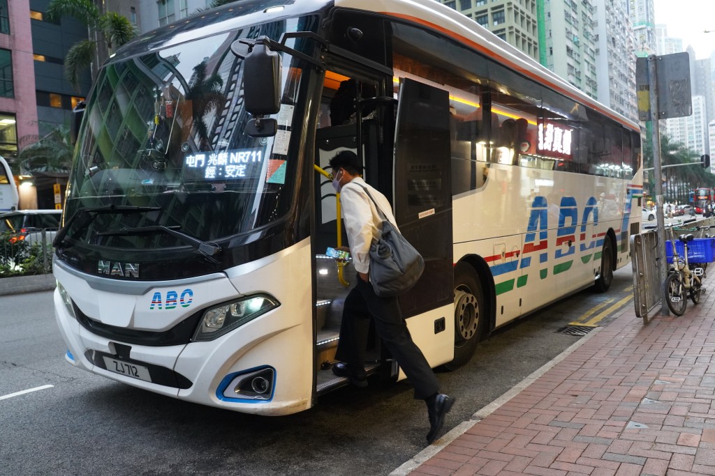 ABC旅運形容對他們來說是真正的「及時雨」，可稍微喘息，繼續堅持服務街坊。