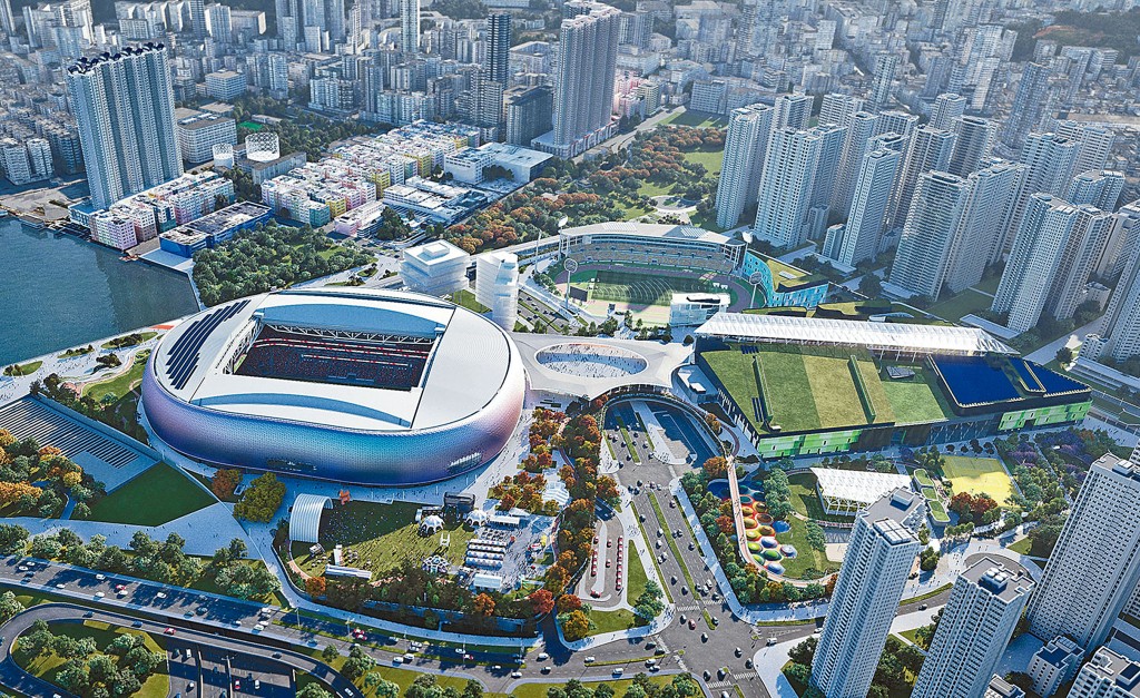 佔地二十八公頃的啟德體育園，主場館及室內體育館未能如期竣工，須分階段啟用。公眾運動場料能如期落成率先啟用，可舉辦學界運動會及港超聯足球賽事。