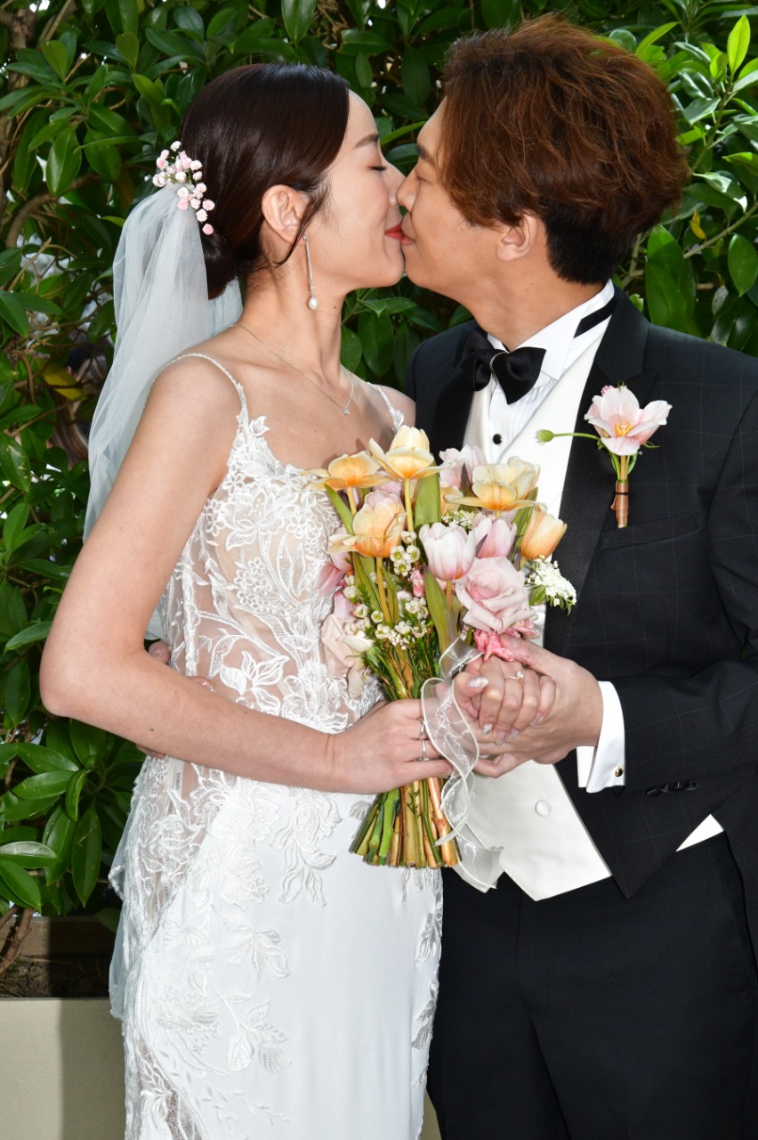  TVB娛樂新聞台主播王鎮泉與圈外女友Vanilla今日拉埋天窗舉行婚禮。  ​