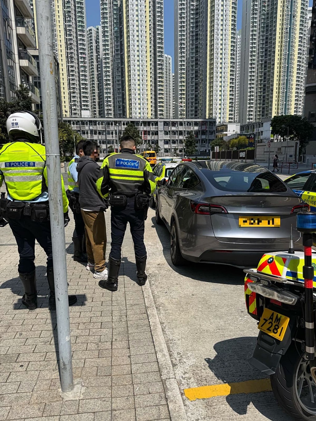 警方打擊白牌車。警方提供 警方打擊白牌車。警方提供