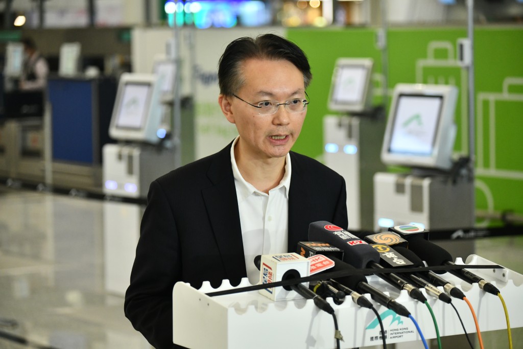 機管局客運大樓及旅客體驗總經理歐陽顯宏。