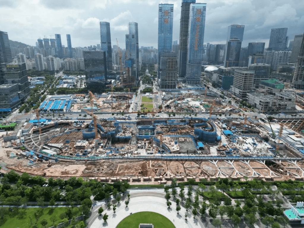 深圳灣文化廣場項目施工全景。