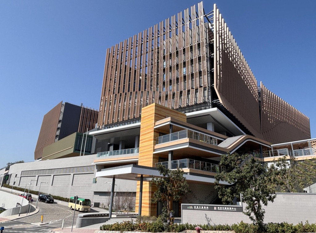 香港中醫醫院昨日（11日）開始分階段投入服務。資料圖片