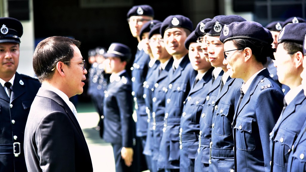 民安隊舉行新隊員結業會操，由行政會議非官守議員兼立法會議員陳克勤擔任檢閱官。政府新聞處