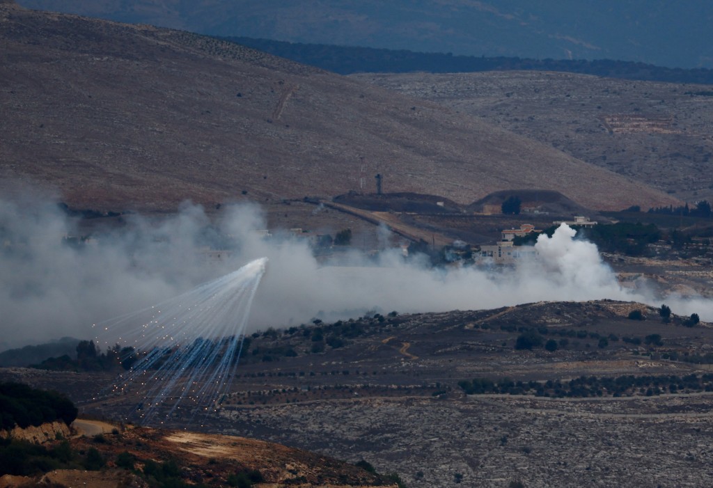以軍辯稱白磷是用於煙霧彈。路透社