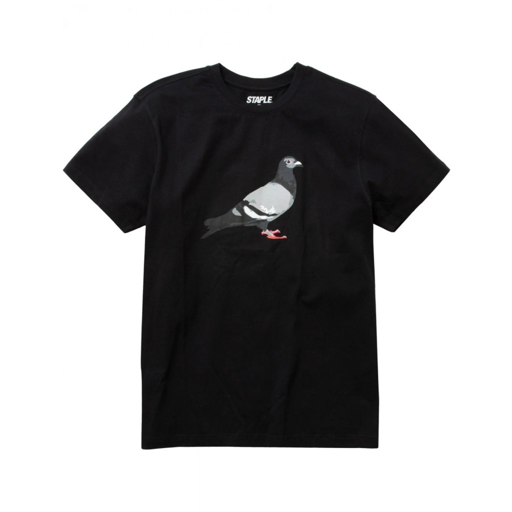 Staple鴿子圖案黑色T恤/原價$299、現售$210。