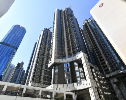 北角現樓維港頌早前撻訂單位重新標售,售價較2年前低約836萬