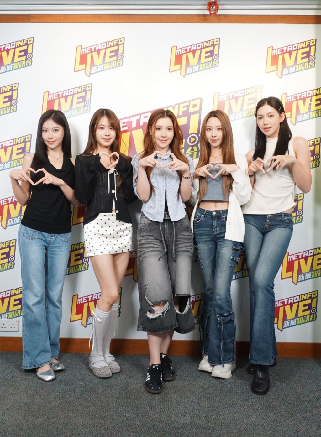 魔音女團（左起）倪樂琳、莊子璇、宋宛穎、盧映彤、喬美莎。倪嘉雯身在內地工作未能出席。