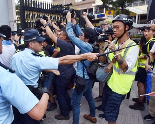 記協於反修例運動期間去信監警會,投訴個別警員涉嫌對新聞工作者過度使用暴力的行為的個案。資料圖片