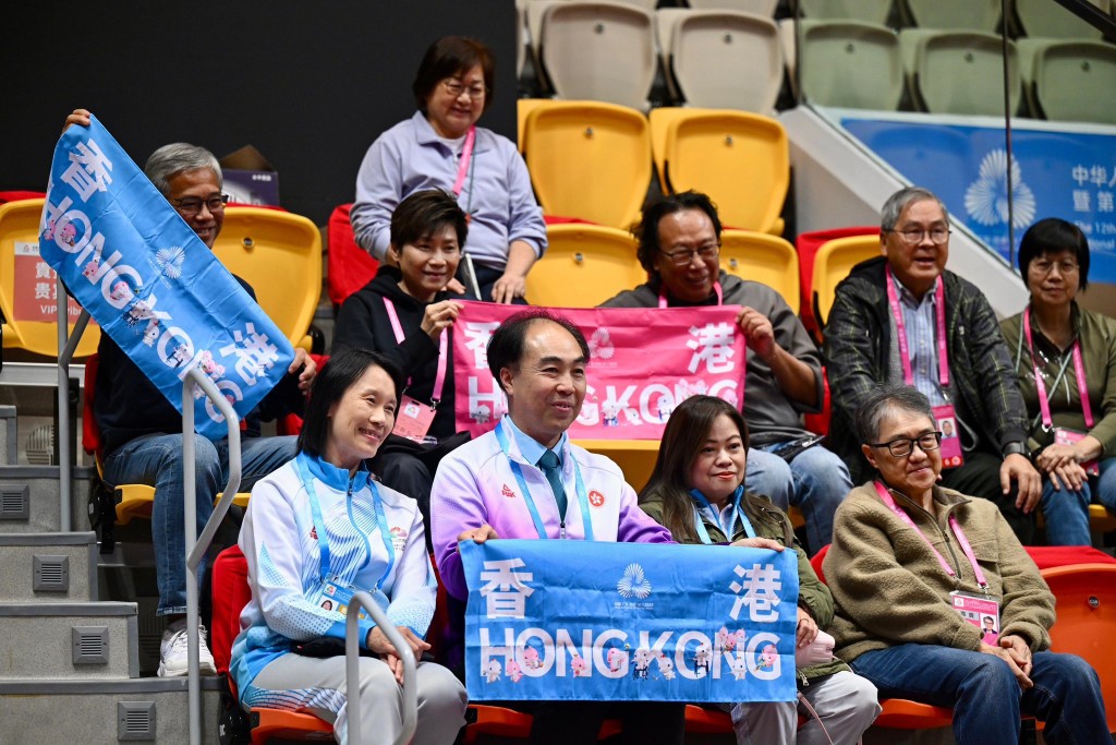 文化體育及旅遊局局長羅淑佩先後觀賞了殘奧乒乓球賽事及WTT男女單年終決賽。羅淑佩Facebook圖片 文化體育及旅遊局局長羅淑佩先後觀賞了殘奧乒乓球賽事及WTT男女單年終決賽。羅淑佩Facebook圖片