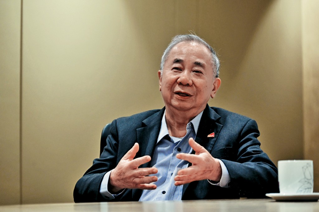 擔任城大校長不足3年的梅彥昌，突以私人理由辭職。城大將啟動全球招聘程序，遴選新任校長。