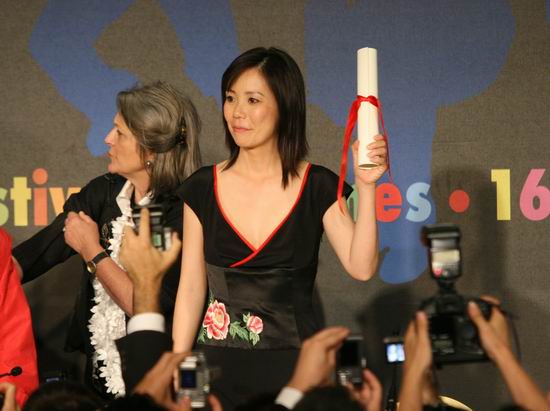 河瀨直美於2007年執導《殯之森》，獲得康城影展評審團大獎。