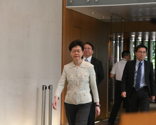 林鄭月娥指所有非自然的死亡個案都會交死因庭處理。