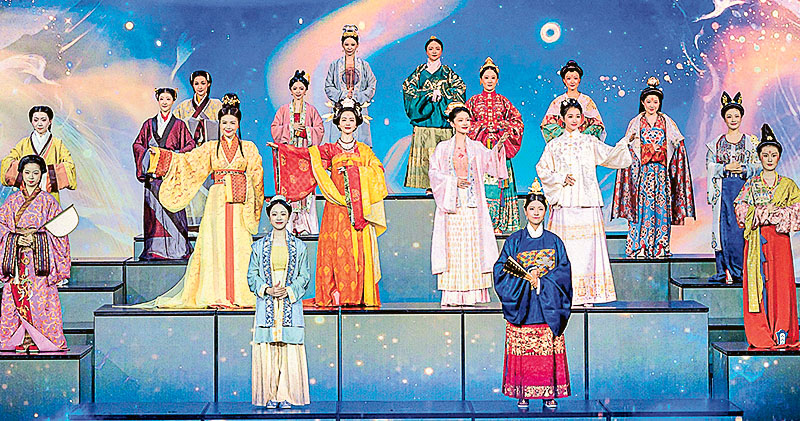 春晚将有中国传统服装秀。