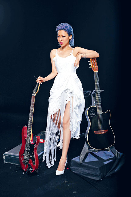 陳潔麗為追求圓滿效果，不惜頻撲兩頭走。