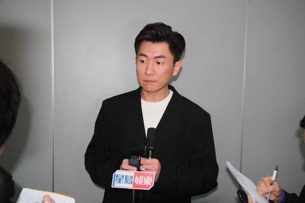 问到可希望新一年有新恋情？他笑言现在单身，感情事随缘。