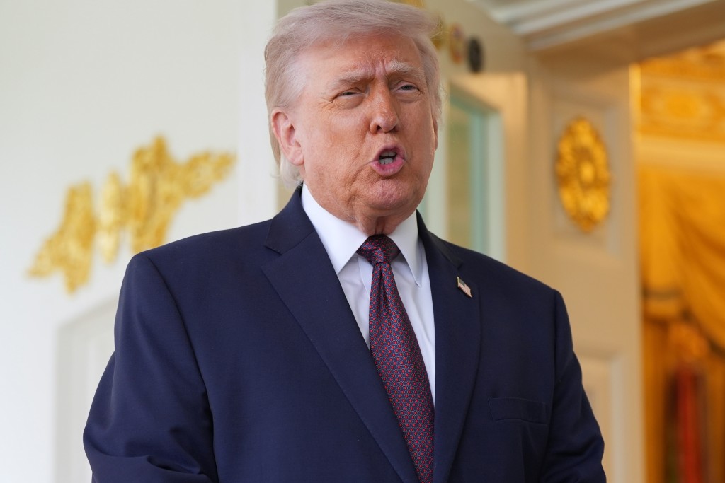 特朗普强调，不会达成任何允许伊朗拥有核武器的协议。美联社