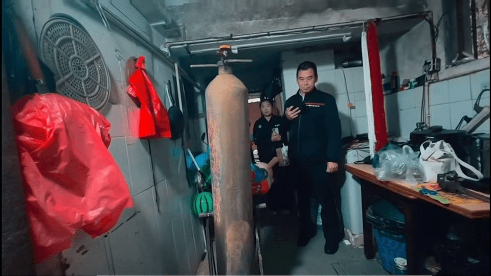 深圳龍崗區有居民在住所內自製氫氣。（龍崗區應急管理）