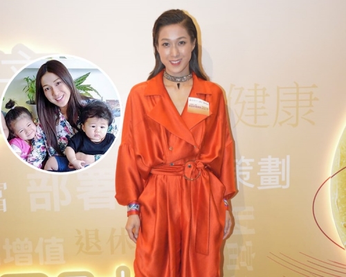 鍾嘉欣話子女一齊坐飛機好乖。