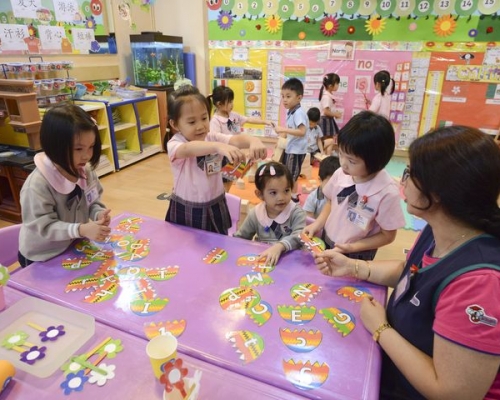 教大、港大及中大將於19-20學年,合共提供88個資助幼兒教育學士學額,或有助舒緩市場供不應求的情況。