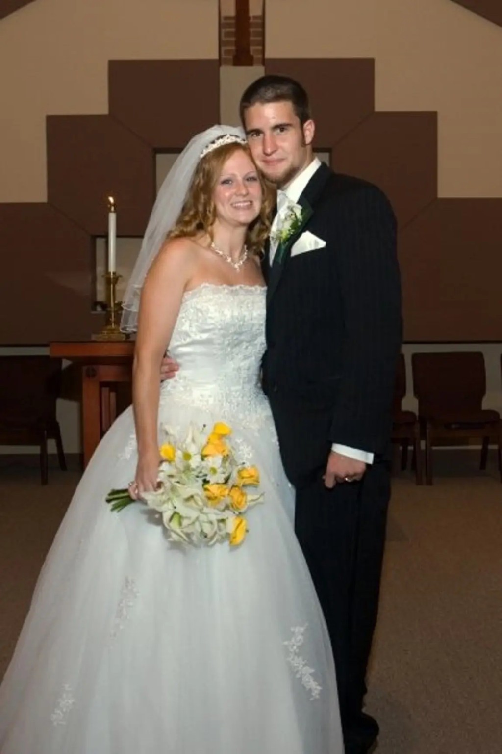 克里丝与布兰登是高中恋人，毕业几年后结婚。 TikTok